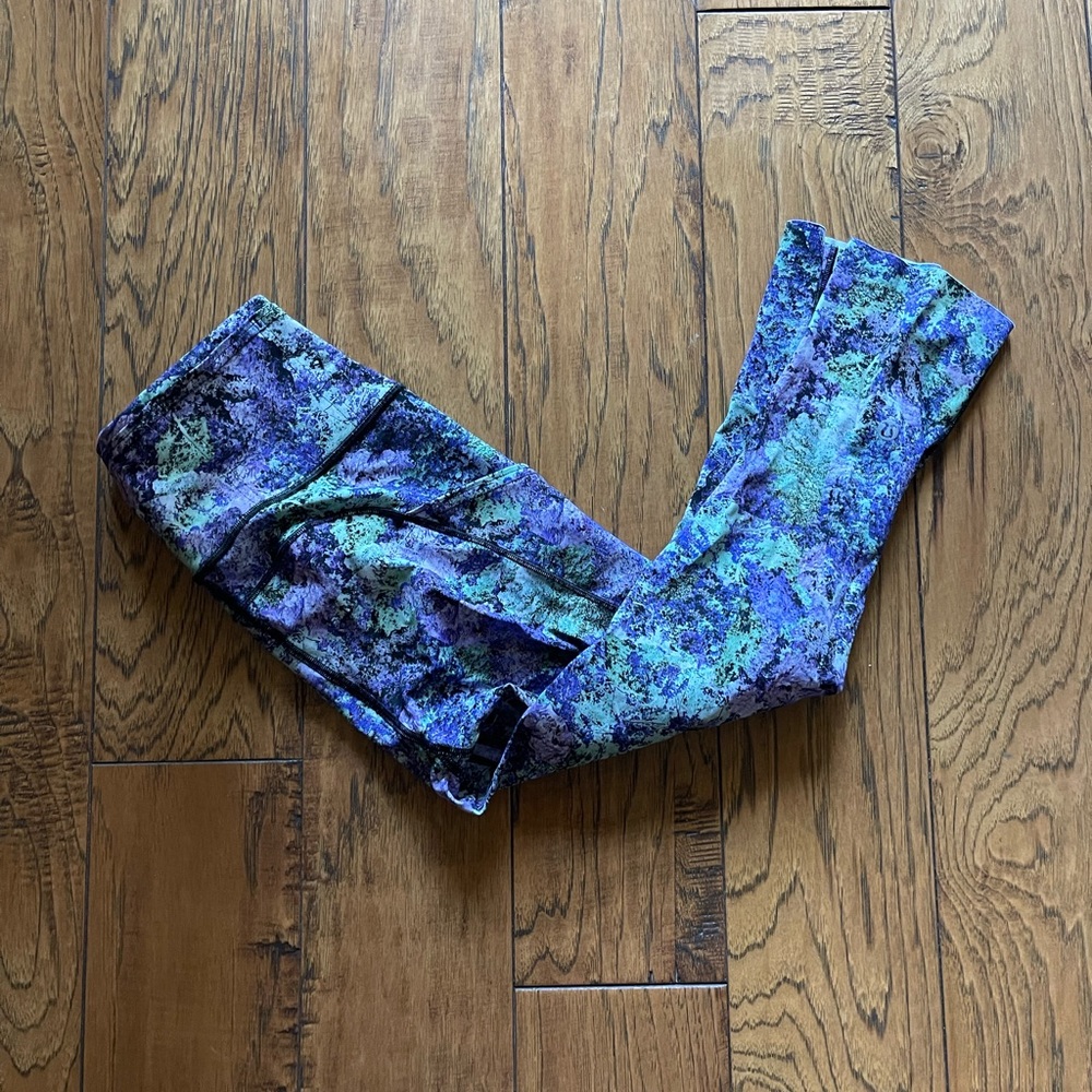 Lululemon Crop